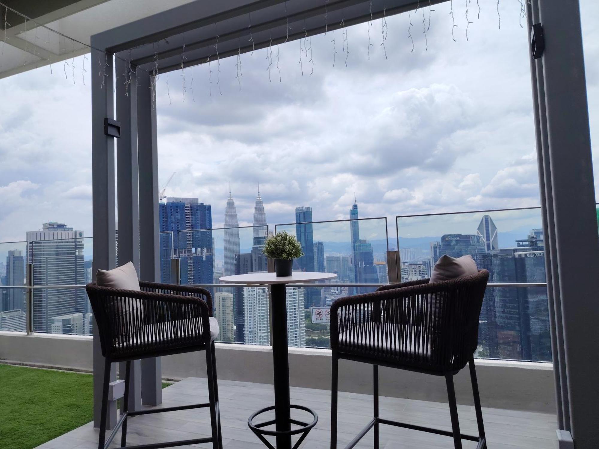 Pangsapuri Agile Luxury At Trx Klcc Kl Kuala Lumpur